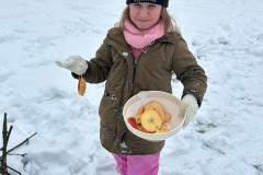 Zimni-radost-a-pomoc-ptackum-13