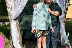 Fotka z fotokoutku na zahradní slavnosti.
