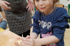 Svatomartinské rohlíčky ve školní družině - 6