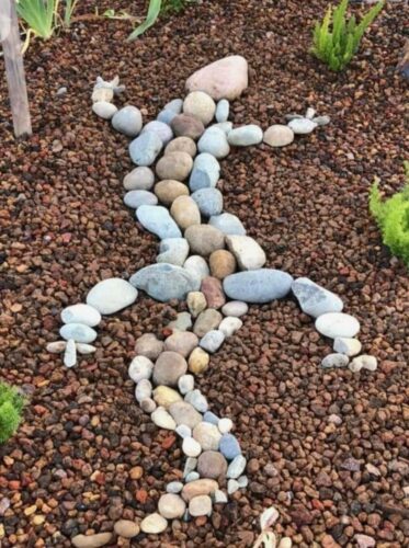 Ještěrka z oblázků