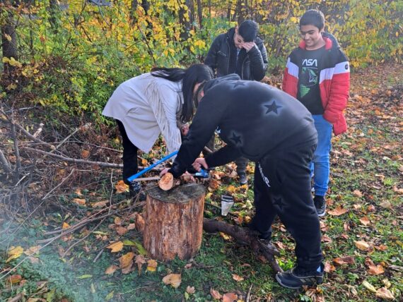 Práce na školní zahradě